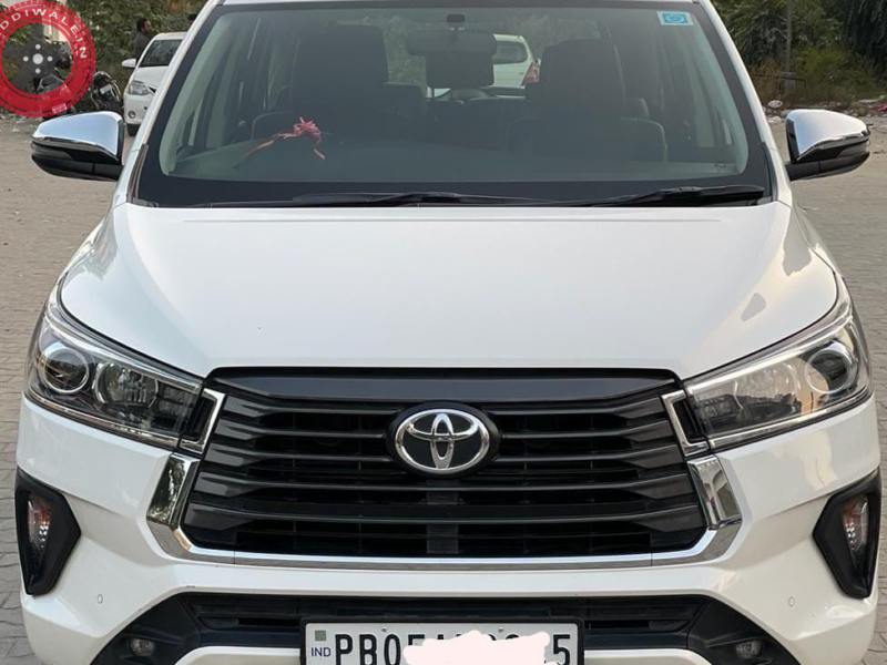 Innova crysta2.4ZX  CALL  7696367038