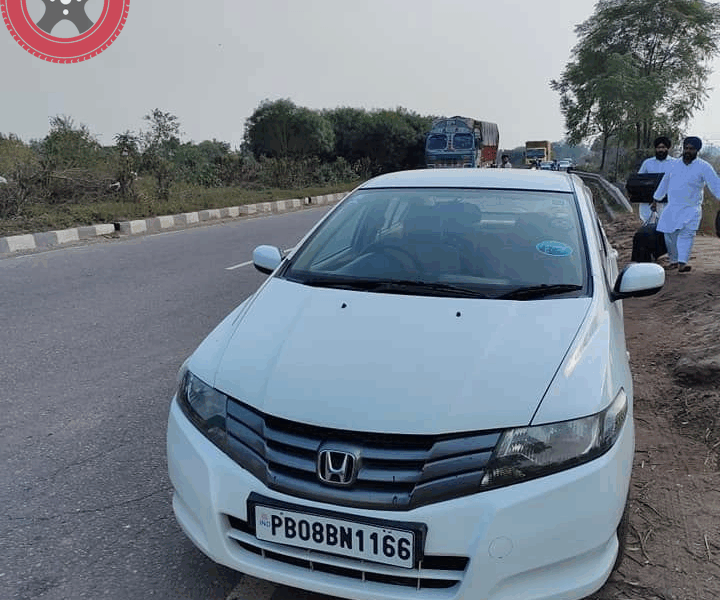 Honda city call 9878524240