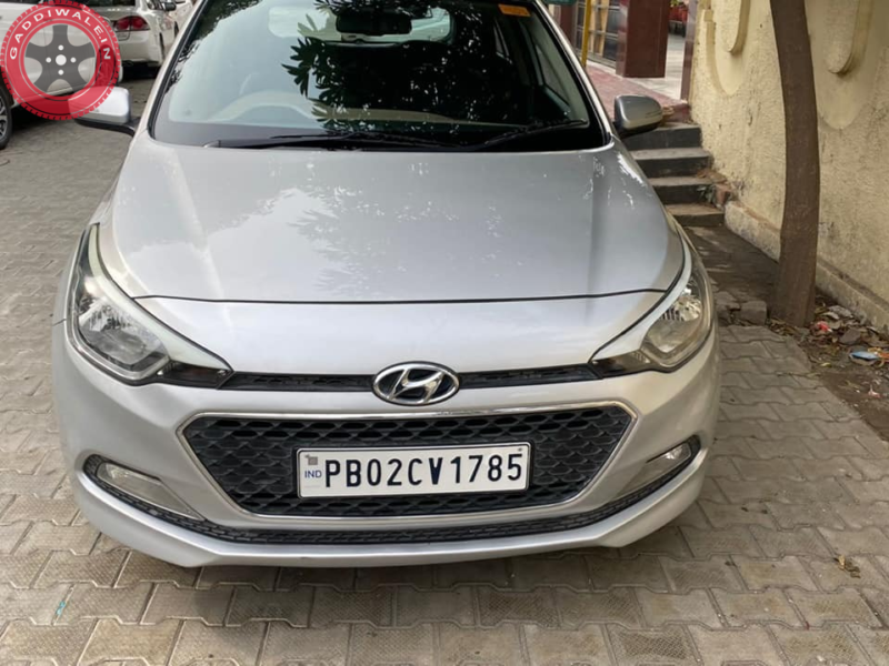 Hyundai i 20 elite 7696367038