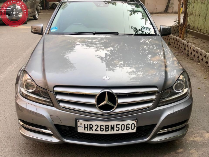 Mercedes c200  CALL 9999995618