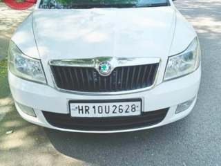 SKODA LAURA AUTOMATIC  CALL 9888788133