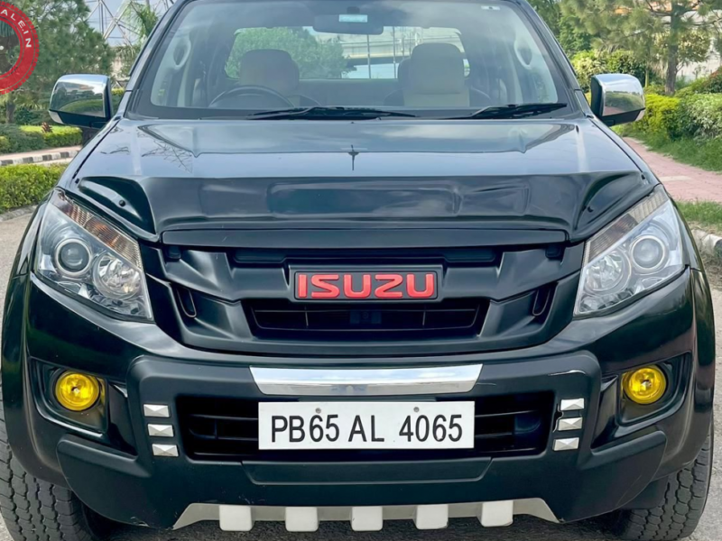 ISUZU V CROSS 4X4 CALL 98724 25301