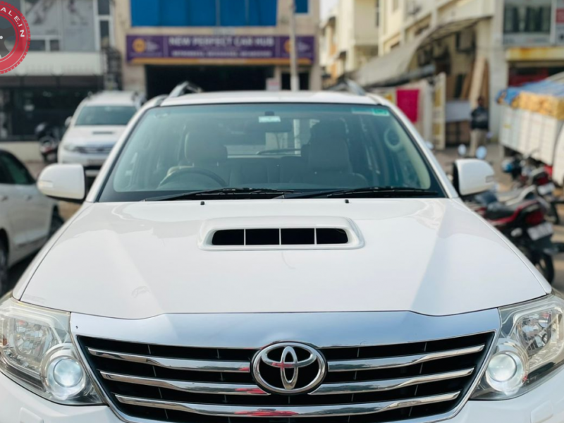fortuner auto 4×2
