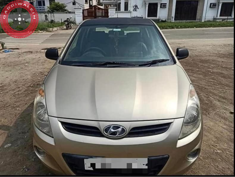 i20 call 9877898000