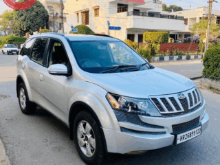 Mahindra xuv 500 w8  8360–86–8884
