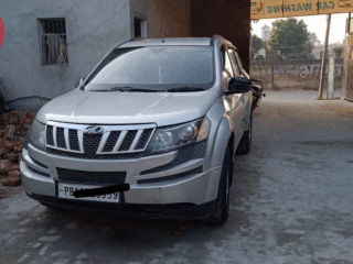 MAHINDRA XUV W4 7696367038