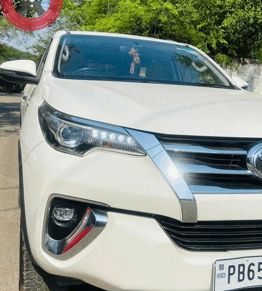 Toyota Innova crysta 2017 call 7707830096