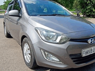 Hyundai I20 9878321313