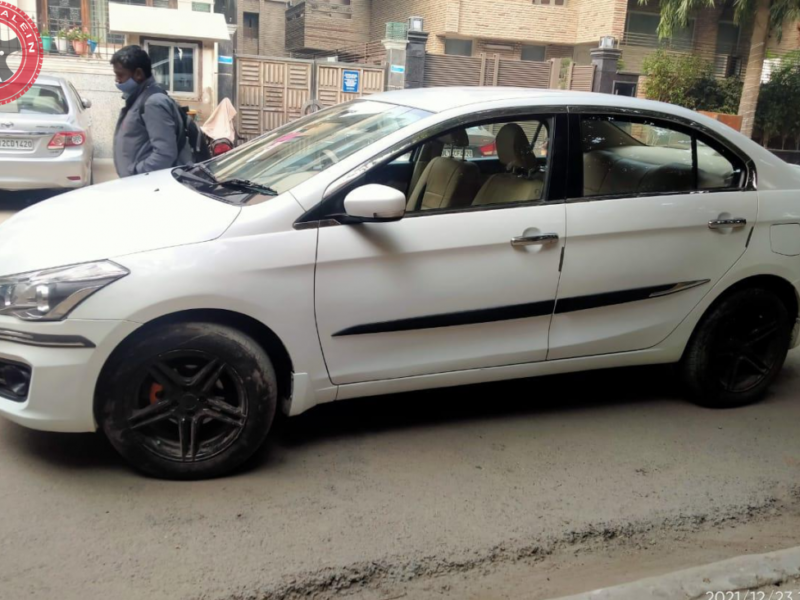 Maruti Suzuki ciaz 8288839510