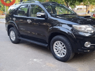 fortuner 4×2 mannual 9463655785