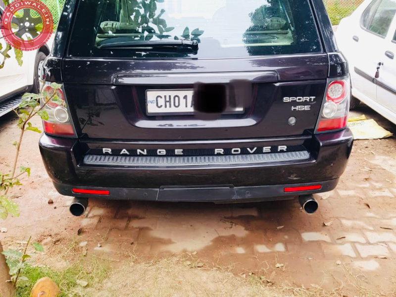 Range Rover HSE CALL 98887 88133