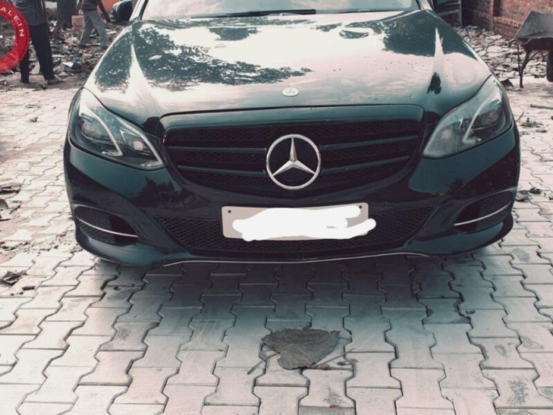 Mercedes Benz E 250 call 9781095263