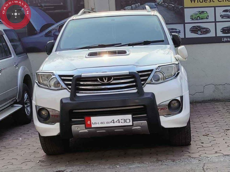 Toyota Fortuner 4*2 Automatic 9860786231
