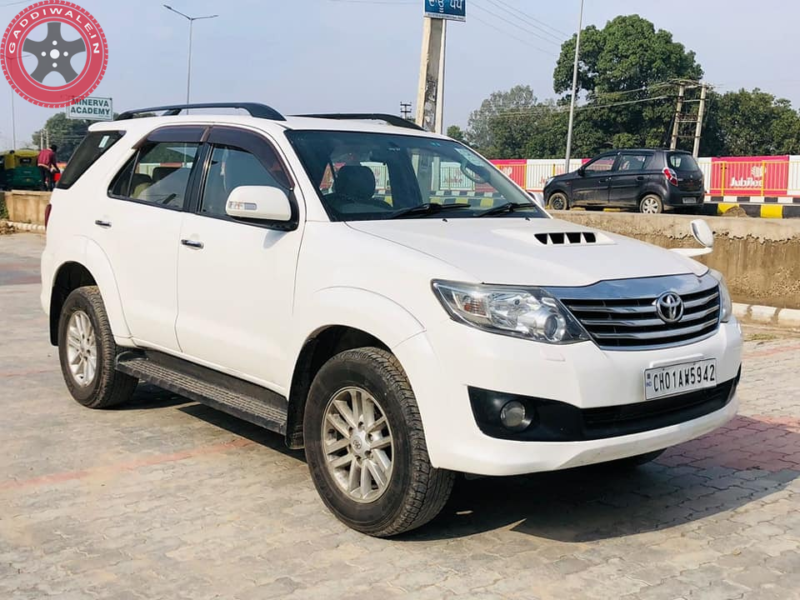 Fortuner Auto  8360042445