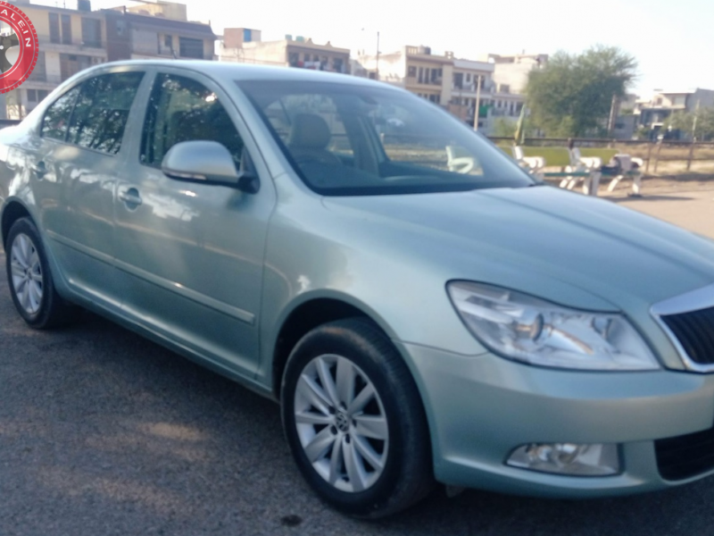Skoda Laura  9063303000