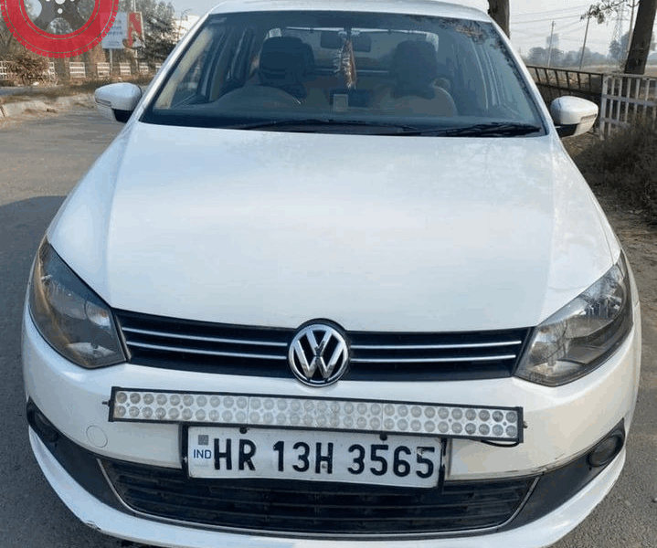 Volkswagen vento  9501811820