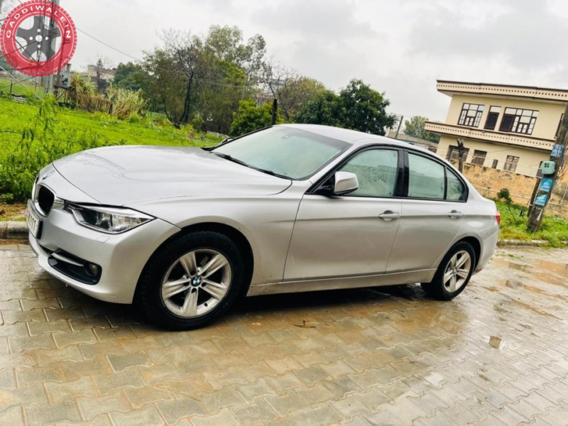 BMW 320D LUXARY LINE 8288974553
