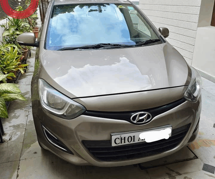 HYUNDAI I20 MAGNA(O)9872726072