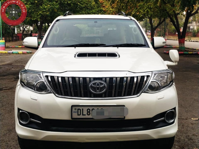 Toyota Fortuner 2013 9888988822