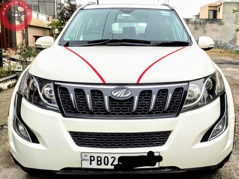 Xuv 500 W10 2015 top model 9888817861