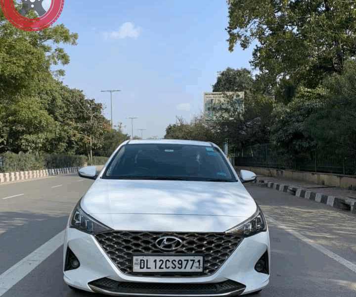 VERNA SX (o)📞 9899202133