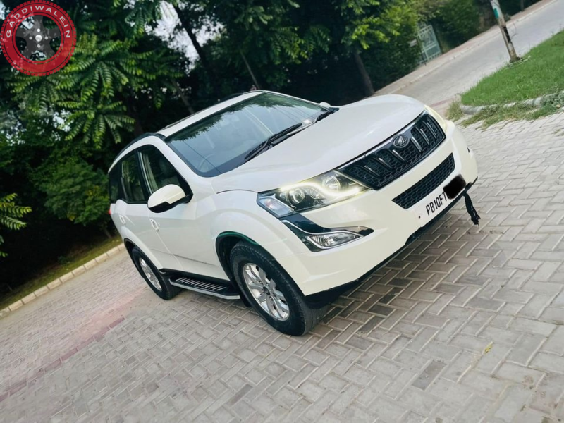 XUV500 w10 9814851908