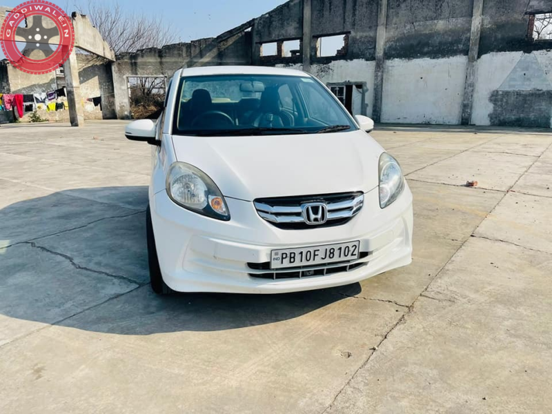 Honda amaze sx  9814965789