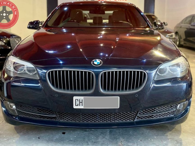 BMW 525 d   9817993621