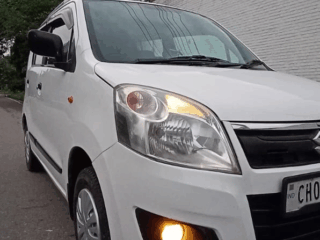 MARUTI WAGON R  9592918364