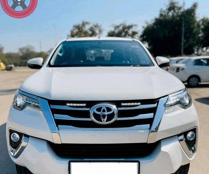 FORTUNER 4X2 AUTOMATIC 9876666333