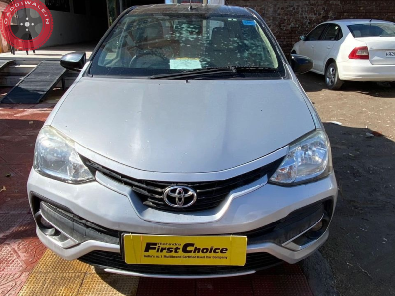 Toyota Etios Liva G 9888666076