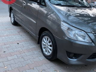 Innova 2012 top v  6239893574