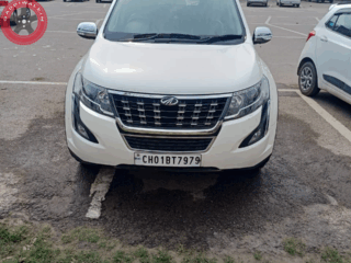 XUV 500 W 11 98722-21729