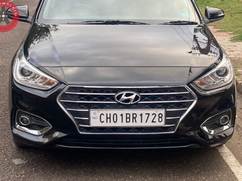 Verna  sunroof sxo+91 97808 83434