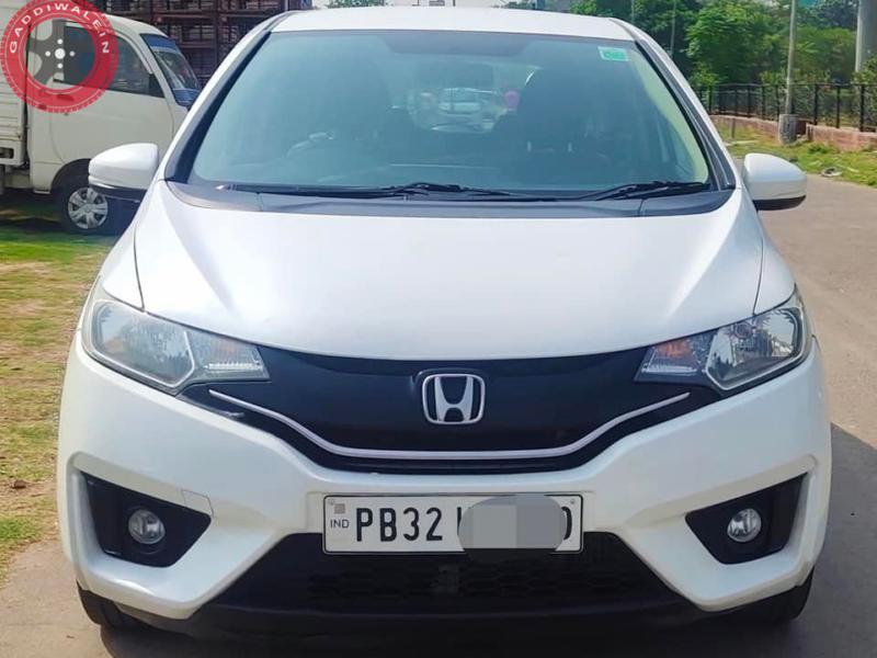 Honda jazz sv call 9988994437