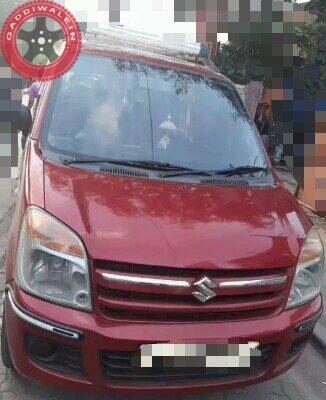 Wagon R Lxi call 9501224700