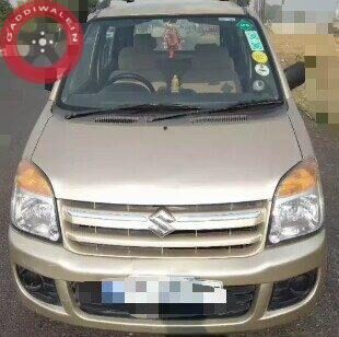 Wagon R lxi call 9501224700
