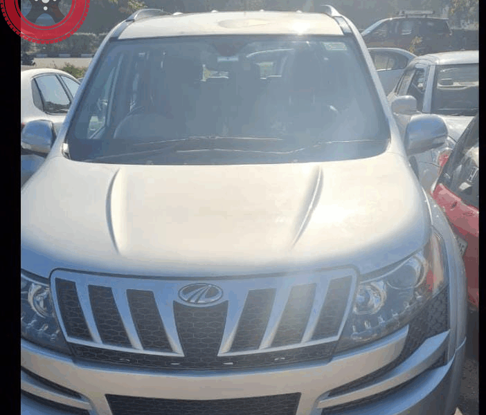 XUV W8 500 CALL 8968000080