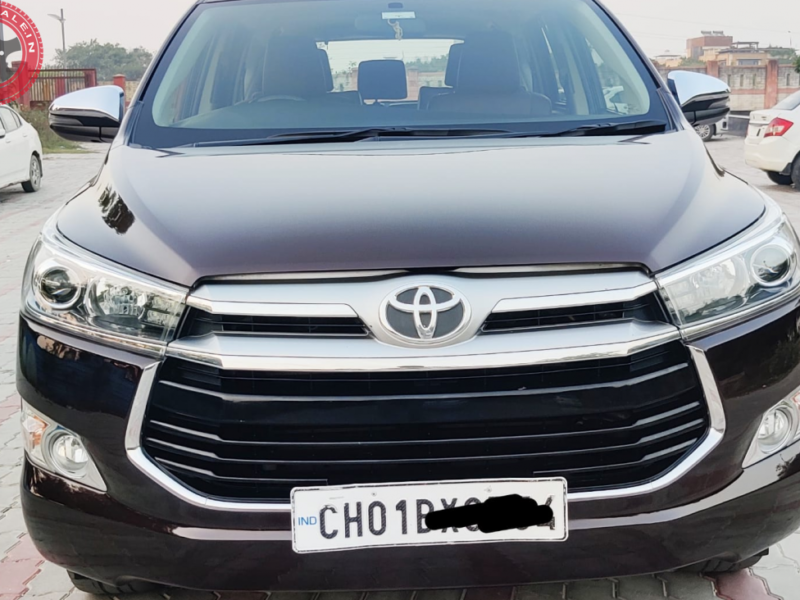 INNOVA CRYSTA CALL70158 52715