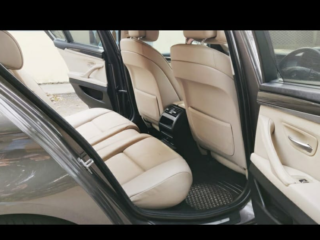 BMW 5  520 D 2010  9872233344 7468977000