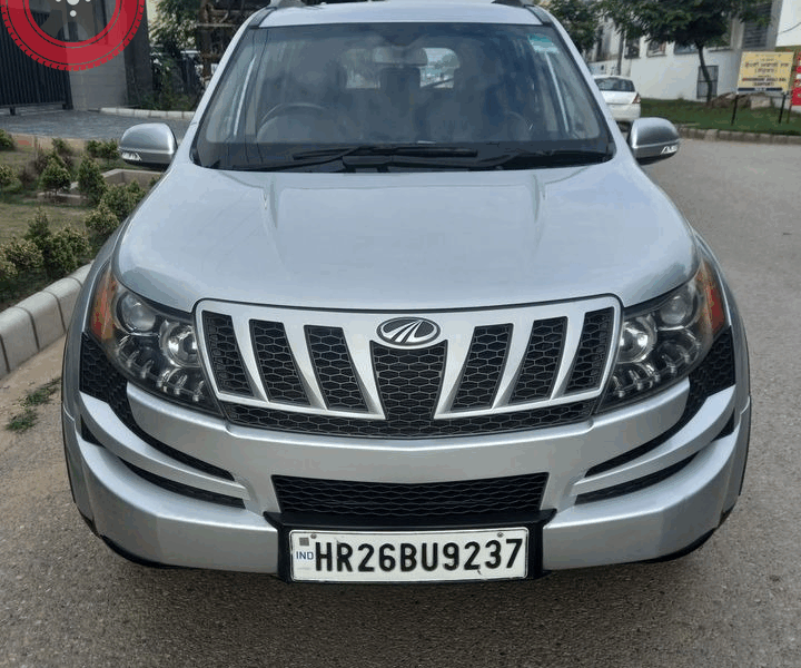 MAHINDRA XUV500 W8 call 9878223174