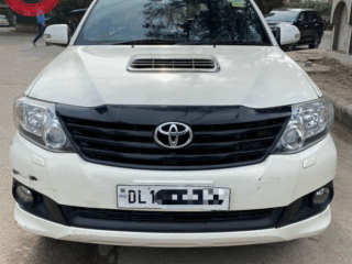 FORTUNER 4X2 AUTOMATIC  call 8376934432
