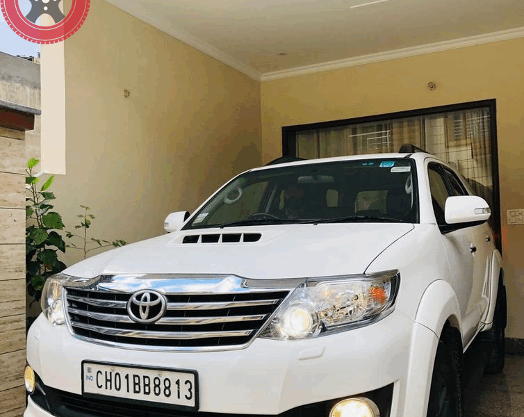 Toyota Fortuner 4*4 manual call 788-9038663
