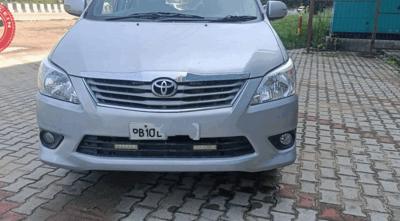 INNOVA V ,PH.9217962806