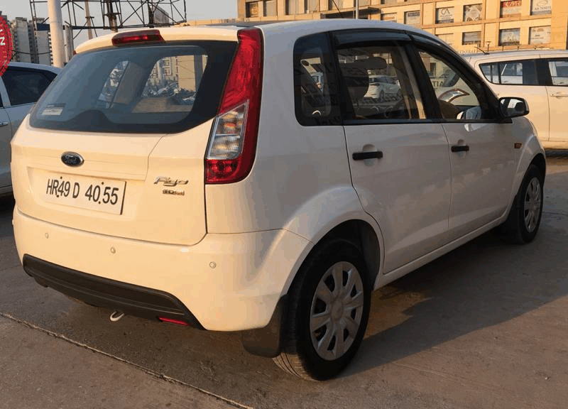 Ford Figo..9872918364