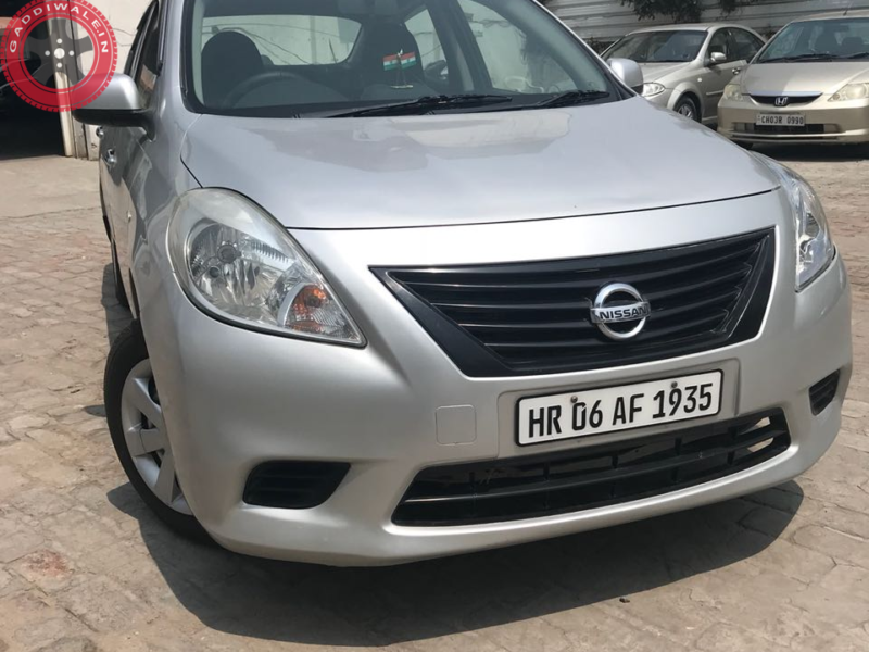 nissan sunny..9872918364